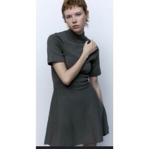 Zara women’s Skater Sweater Knit Dress Grey fit and flare size large